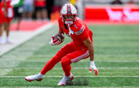 Devon Dampier throws 2 TD passes, Daniel Bray adds TD run as No. 17 Utah beats Utah State 33-0